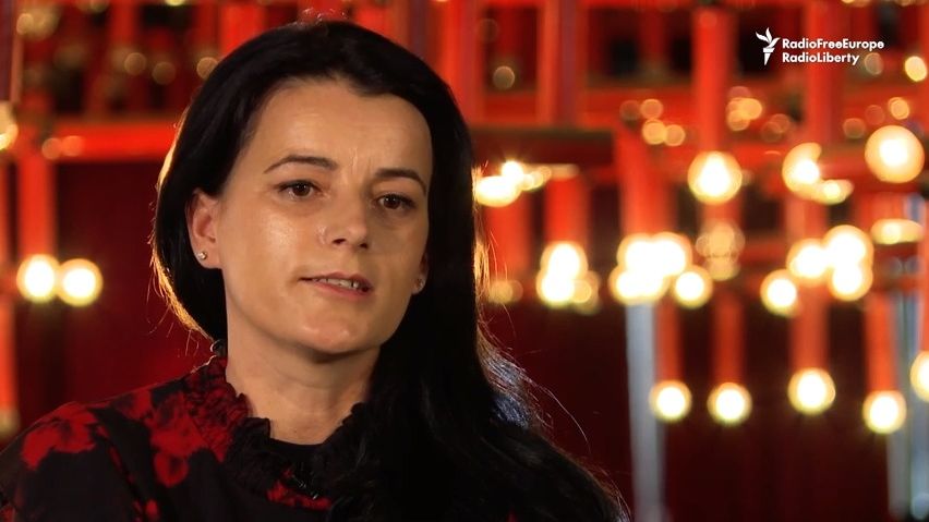 Poslankyně, kterou před 22 lety znásilnili srbští vojáci, žádá spravedlnost